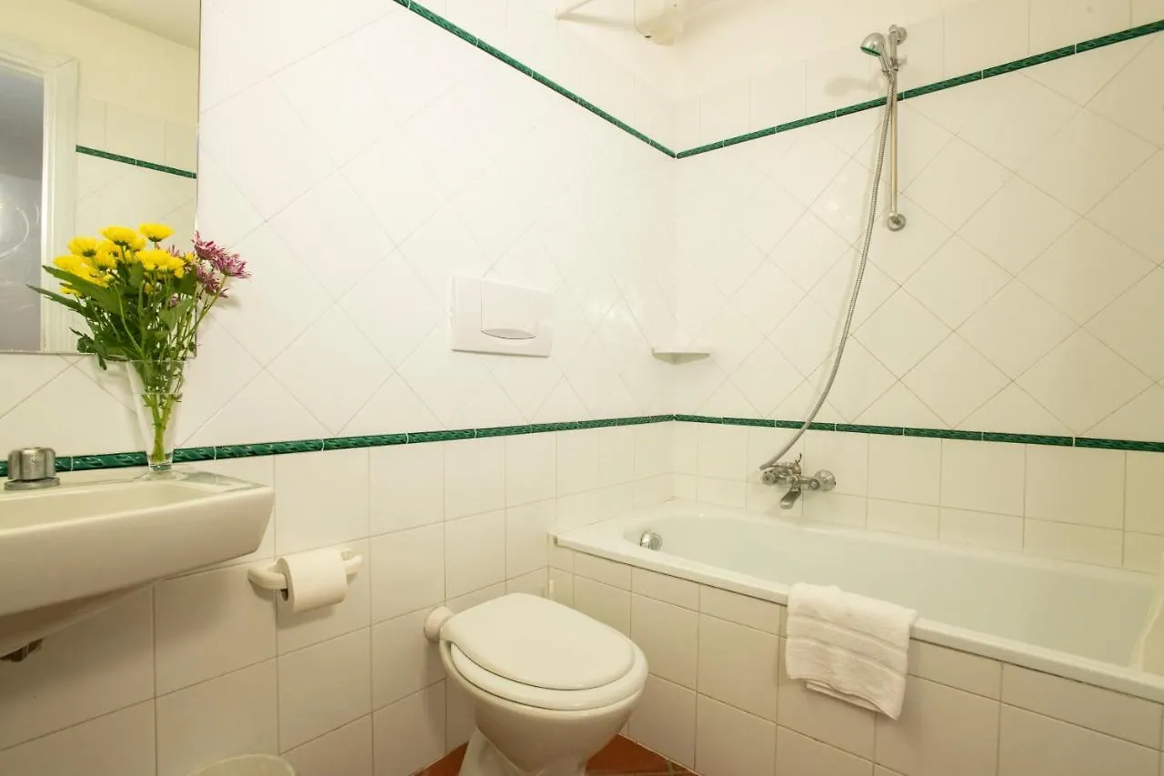 Aparthotel I Casali Principina Terra 0*,